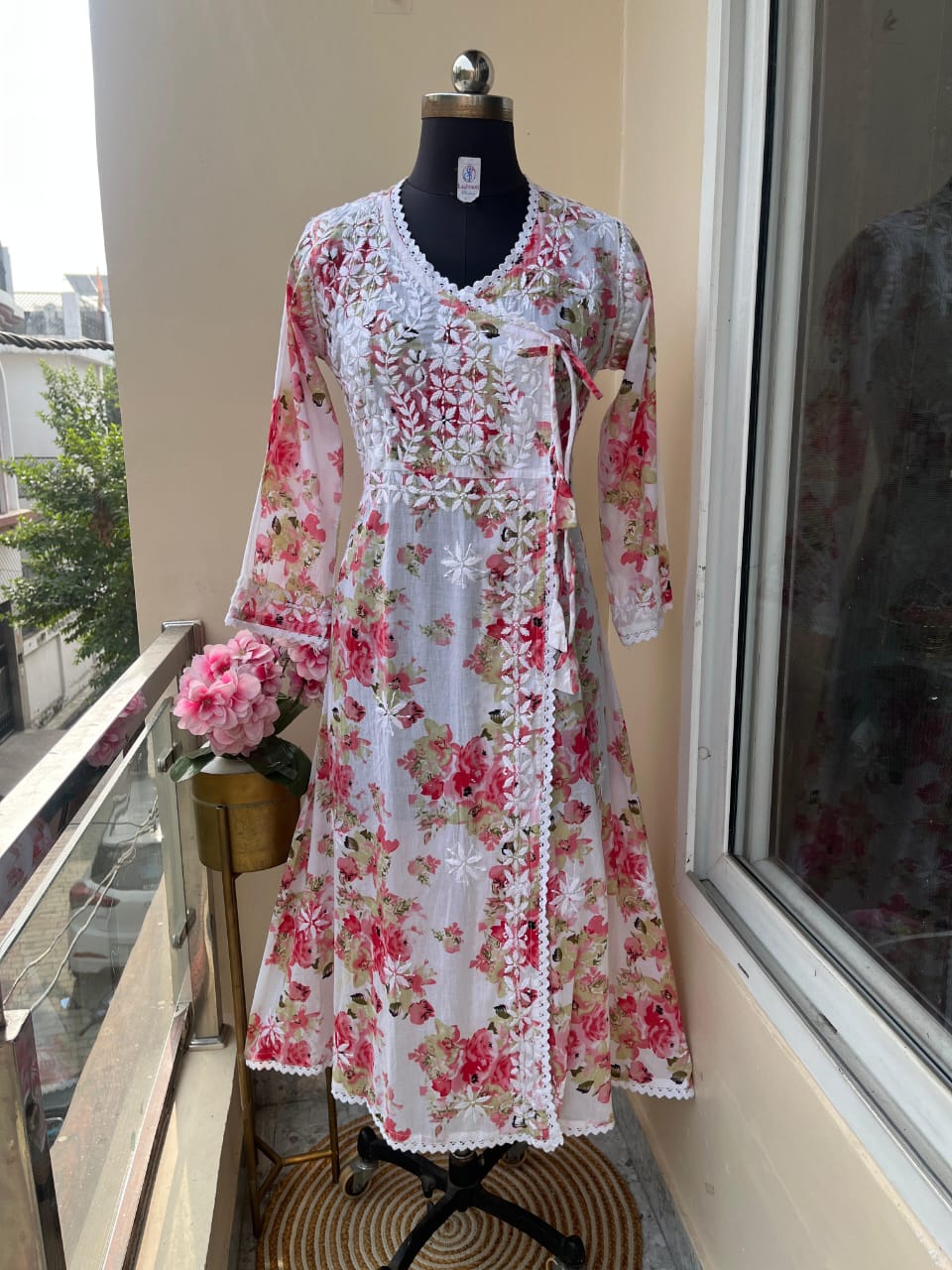 Beautiful Mul Mul Cotton Chikankari Angarakha Kurti - Image 9