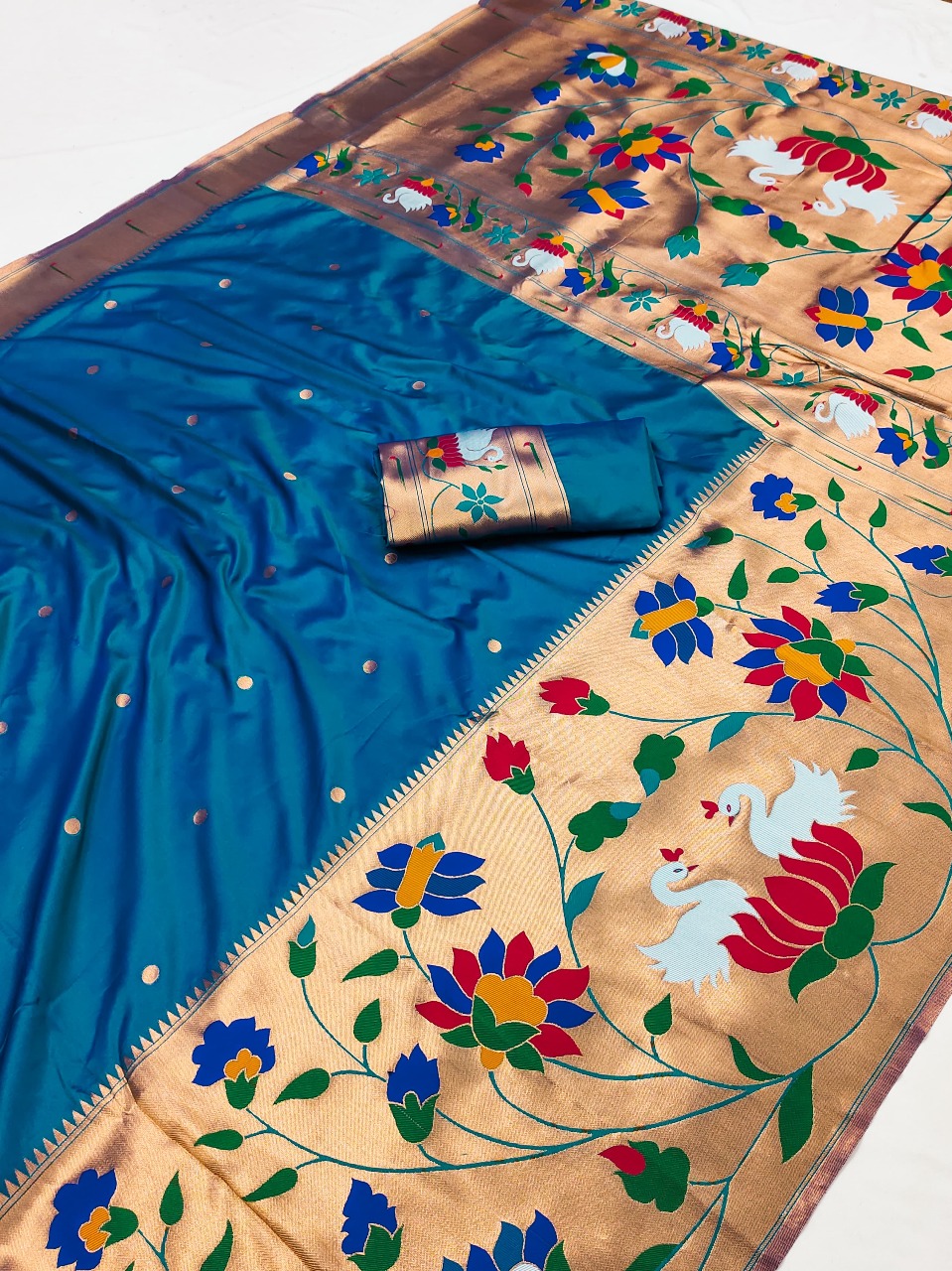 HALF-HALF UNIQUE PAITHANI CATALOG - Image 8
