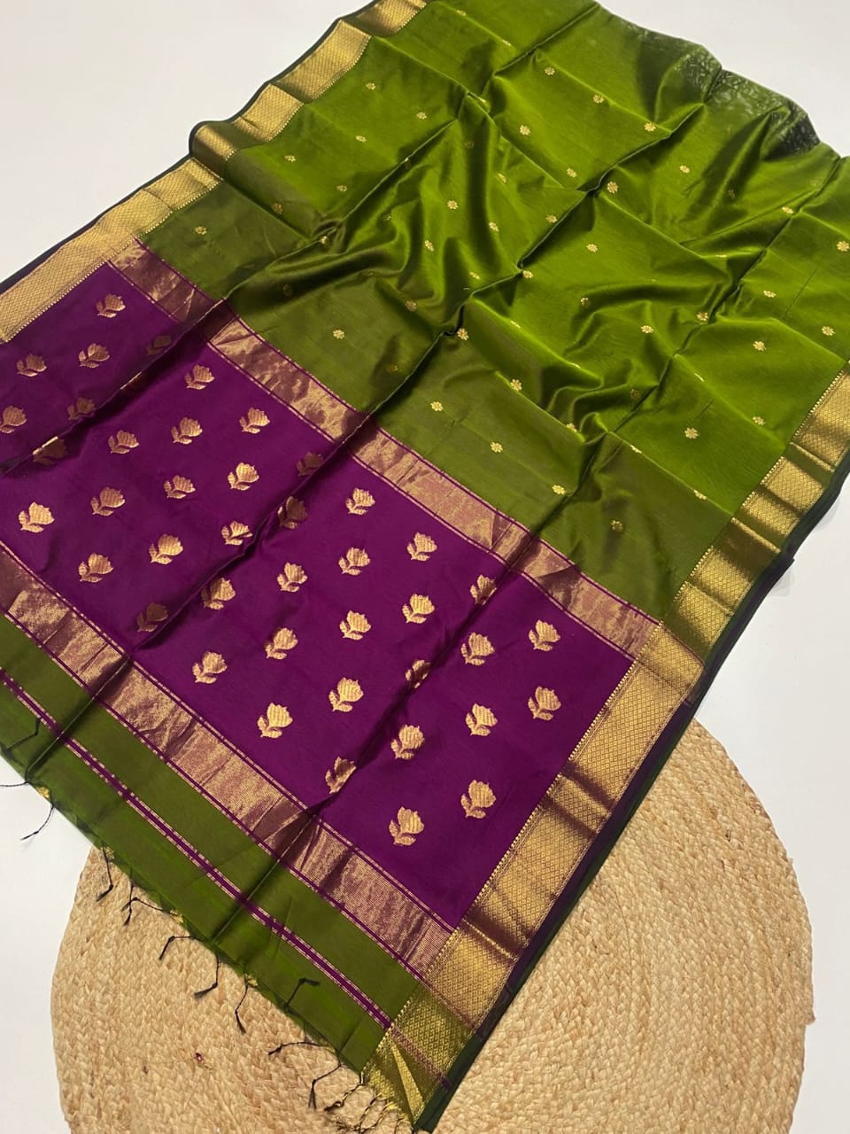 Original Maheshwari Handloom Cotton Silk Saree - Image 4