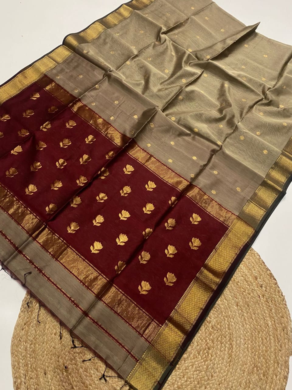 Original Maheshwari Handloom Cotton Silk Saree - Image 5